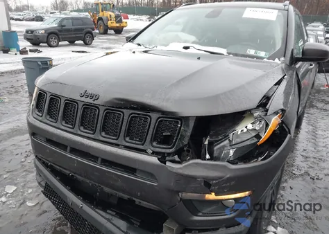 2018 Jeep Compass Altitude 4X4 from USA, damaged, VIN 3C4NJDBB8JT395493